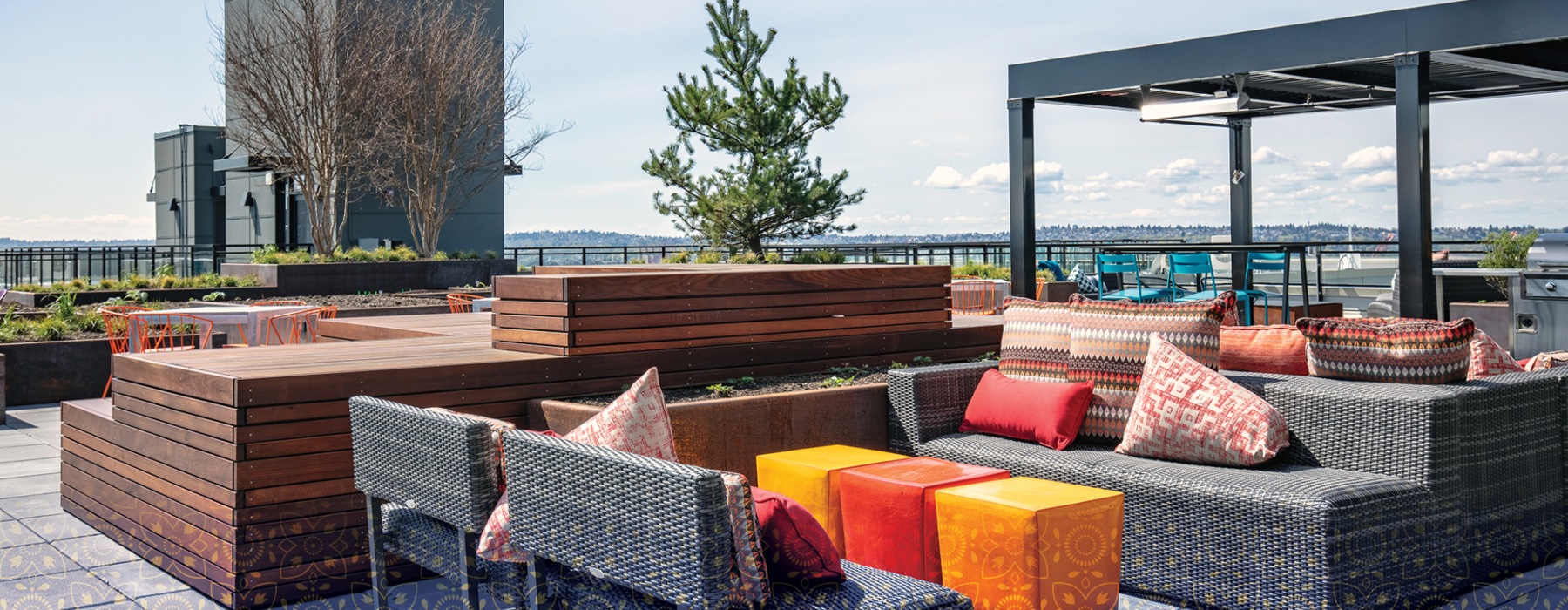 rooftop deck with seating